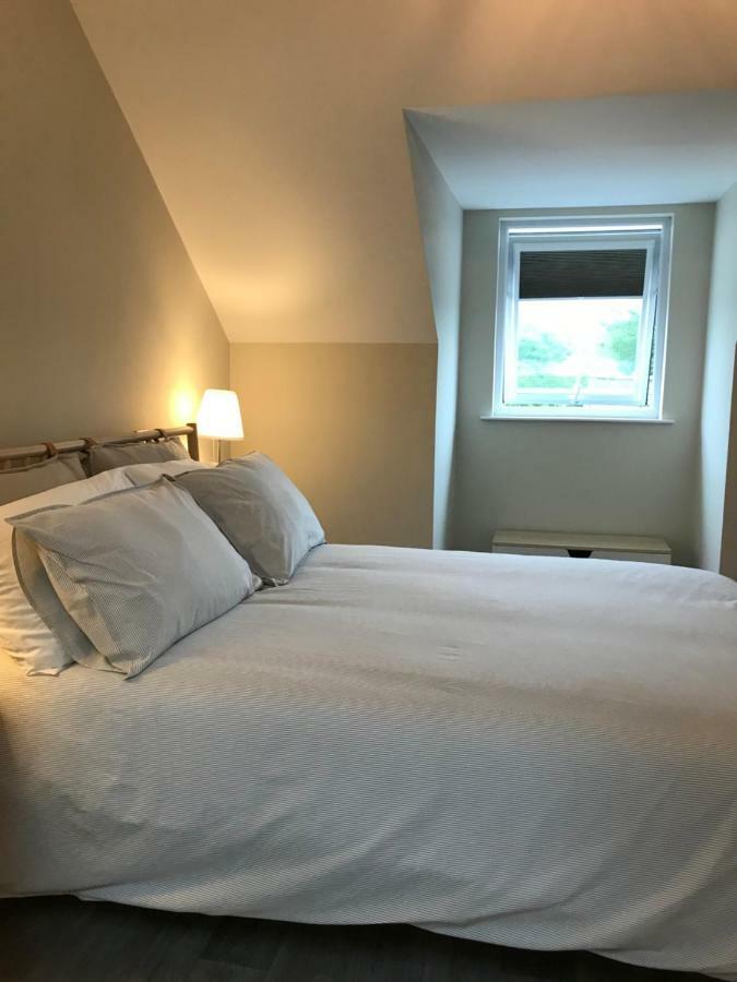 Bush House Accommodation - The Distillery Bushmills Buitenkant foto